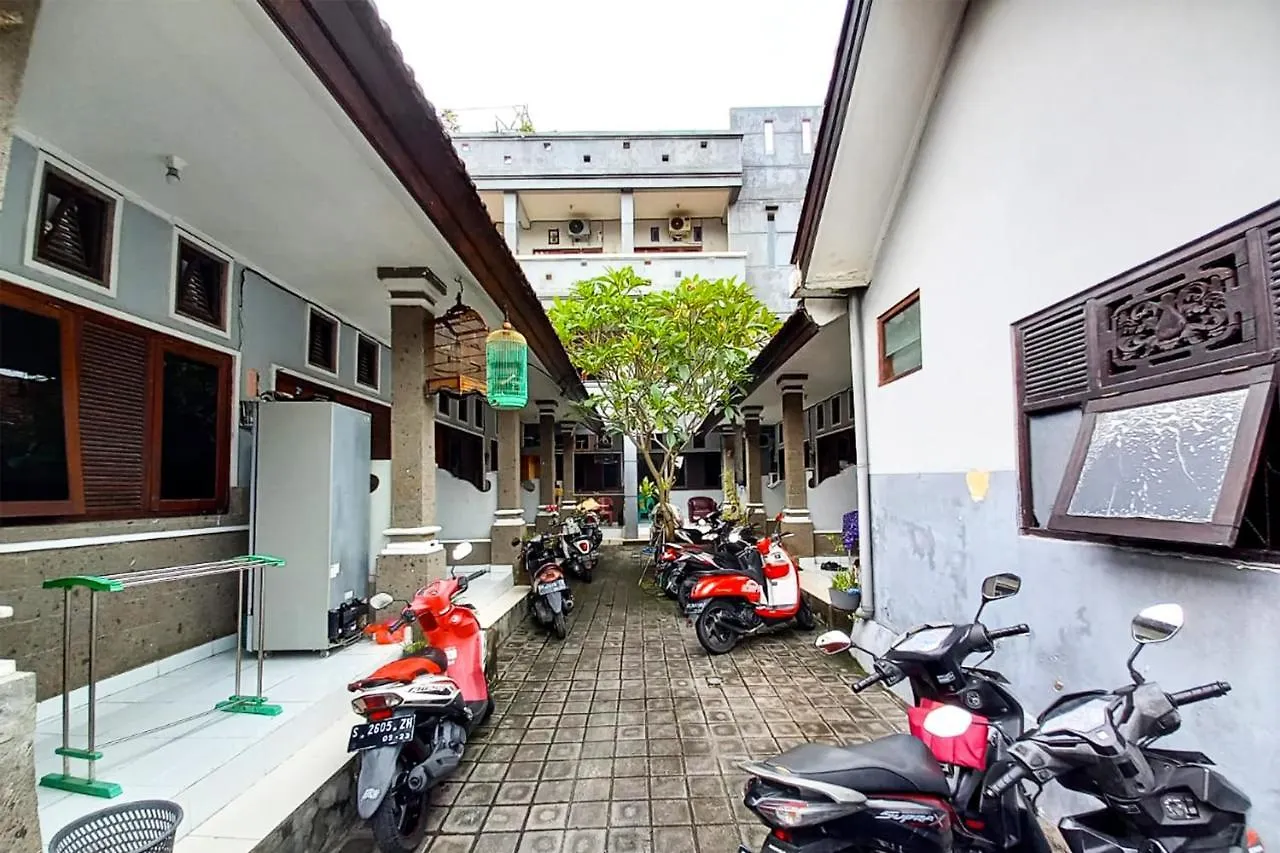Spot On 90365 Rumah Kost Alor Denpasar  Denpasar (Bali)