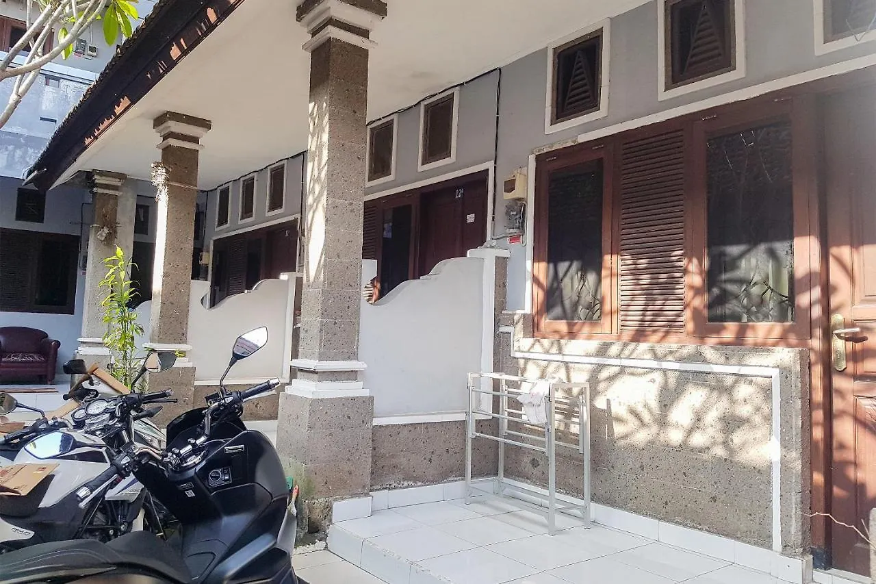 Hotel Spot On 90365 Rumah Kost Alor Denpasar