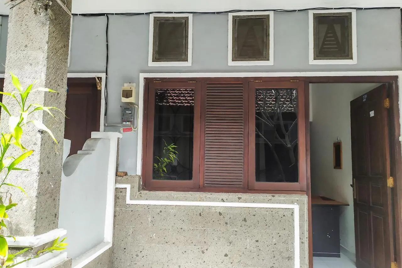 Spot On 90365 Rumah Kost Alor Denpasar  Hotel