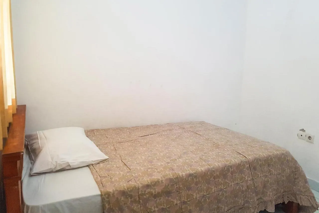 ** Hotel Spot On 90365 Rumah Kost Alor Denpasar  Indonesia